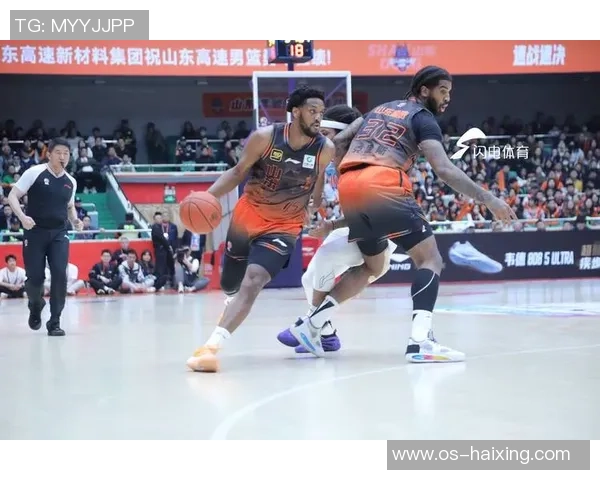 CBA精彩对决山东高速与山西的全场比赛录像回顾与精彩瞬间分析